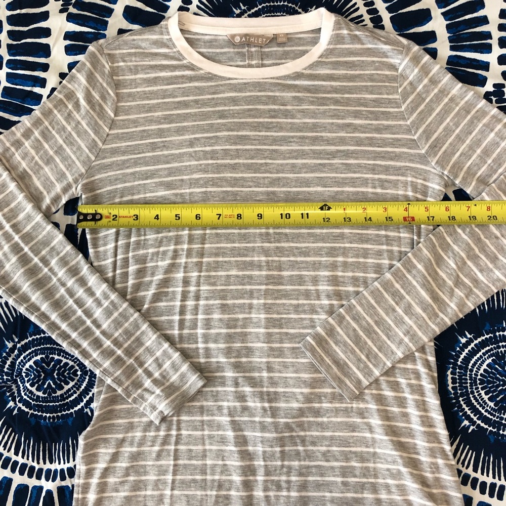 Athleta striped long sleeve - Picture 4 of 5